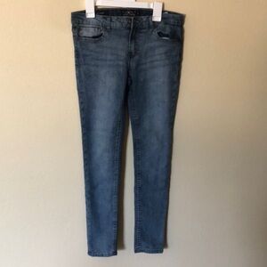 Lucky Brand 2 pair Zoey skinny jeans